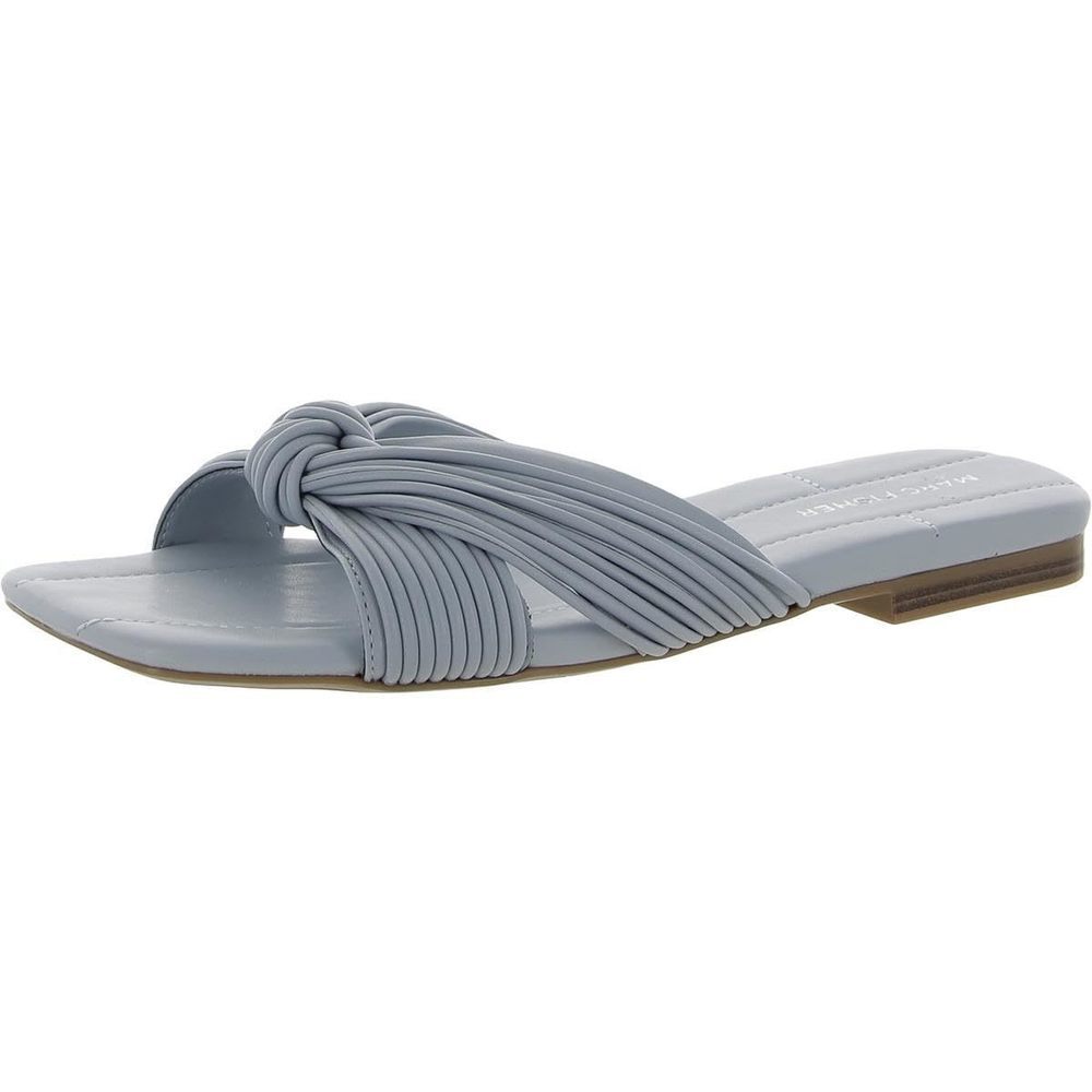 Laury Flat Sandal